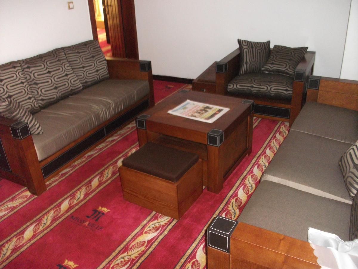 Mbayaville Hotel Douala Ngoại thất bức ảnh